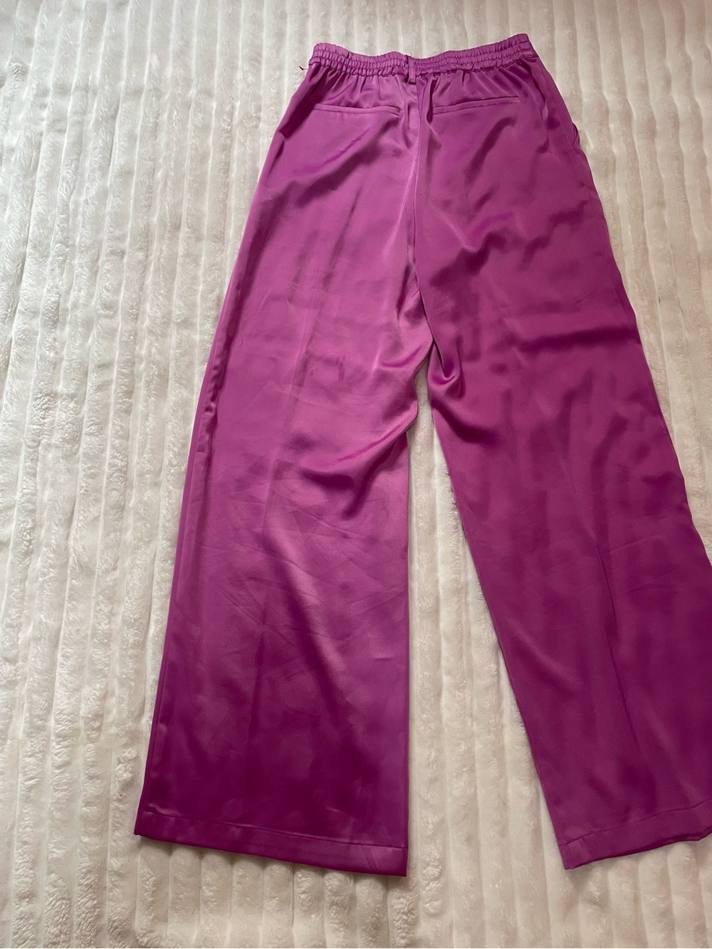 House of Harlow 1960 Wide Leg Satin Pants in Fuchsia - Picture 6 of 14
